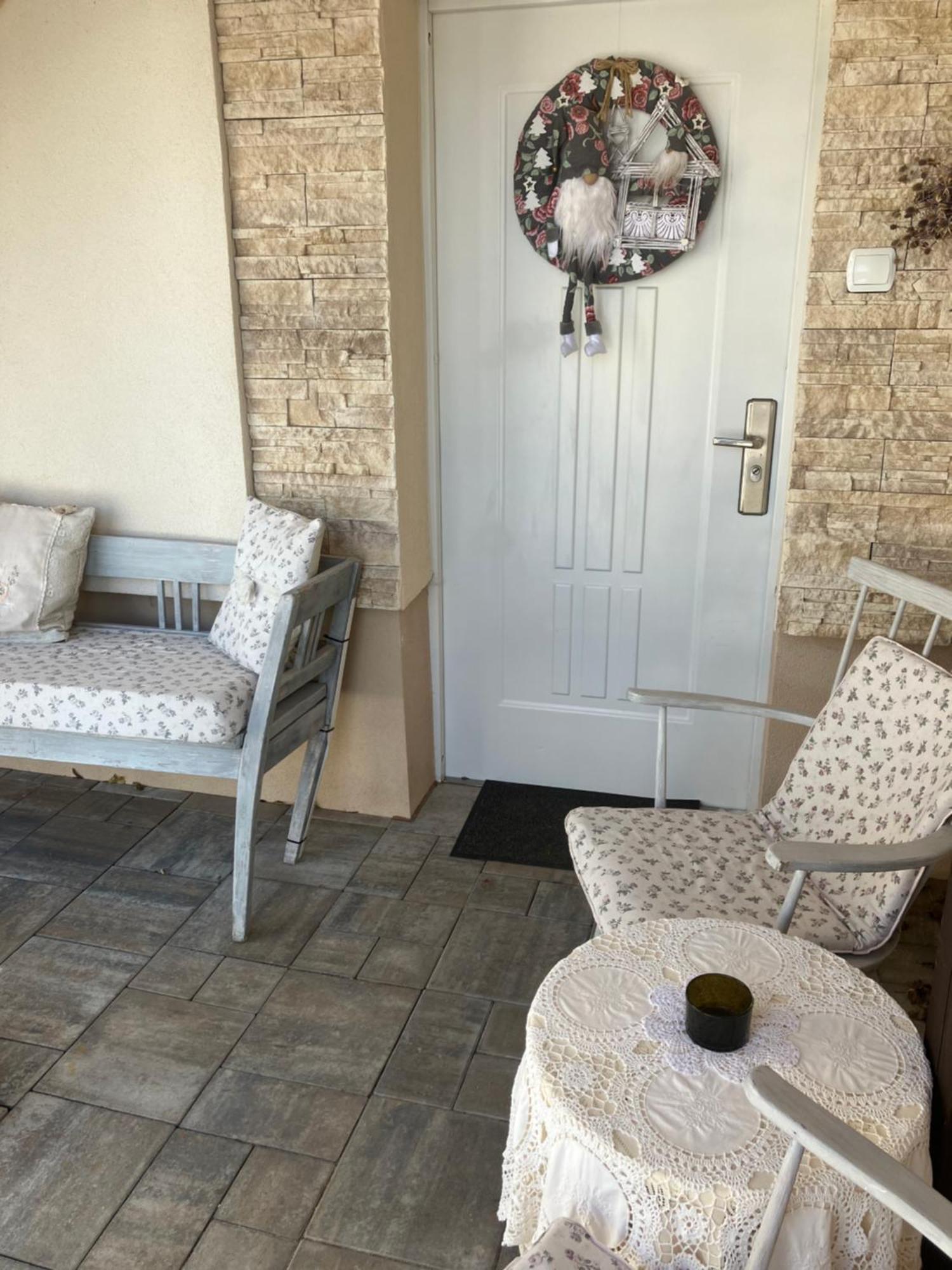 Apartman Karin Huty Exterior foto